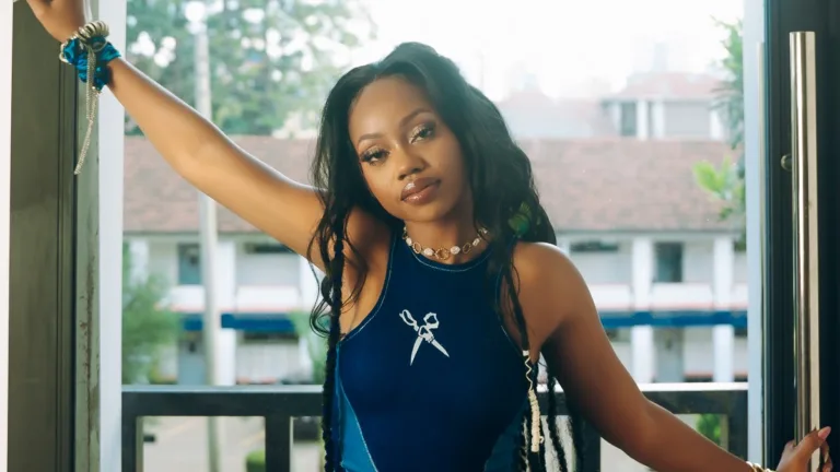 Njerae Four Letter Word (Deluxe) EP Cover